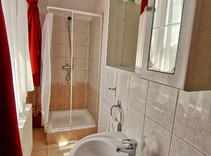 Apartment Aida *