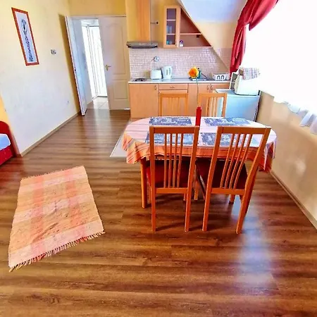 Aida Apartman * Hajduszoboszlo