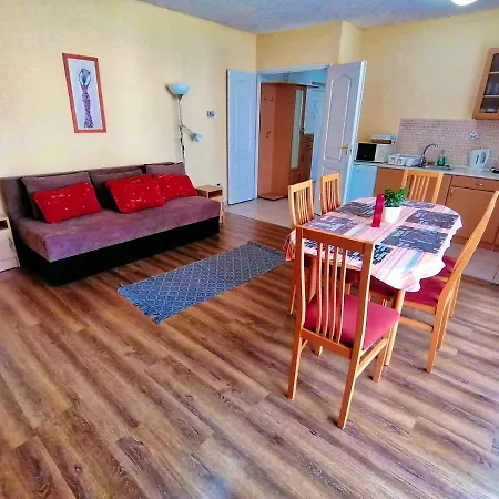 Aida Apartman * Hajduszoboszlo